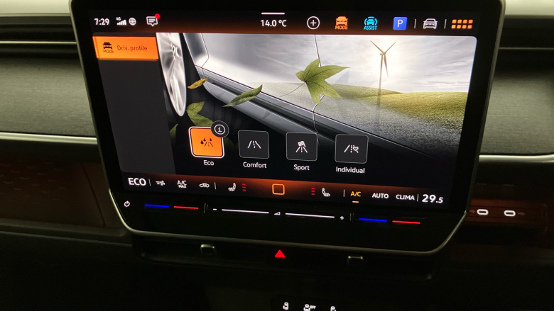 Volkswagen ID. Buzz 210kW Style Pro 86kWh 5dr LWB Auto [7St/Design+] Electric Estate